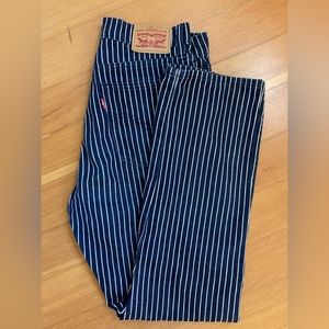 Levi’s wedgie straight striped jeans 28